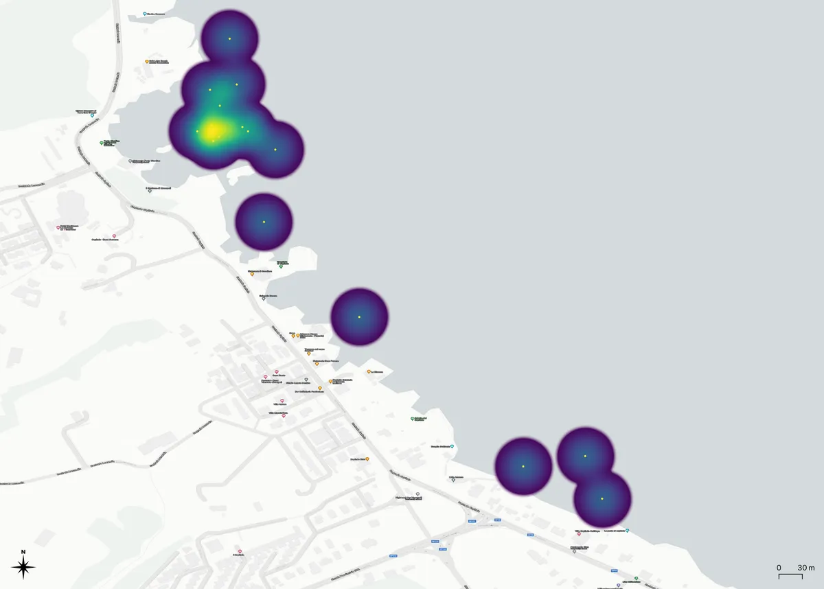 Second kernel density map showing a compact cluster close to shore